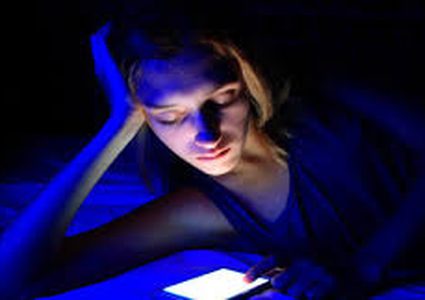 نصائح  تساعدك على تجنب تناول السكريات ليلاً