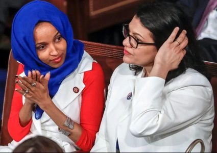 شبكة اسرائيلية على "الفيس بوك" لنشر الكراهية والأخبار المزيفة