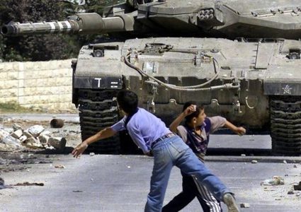 لجنة المتابعة تدعو إلى الاستفادة من عبر الانتفاضة الكبرى