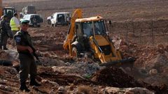 تجريف 27 دونما من أراضي كفر لاقف شرق قلقيلية