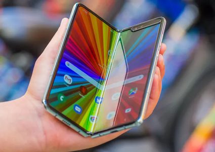 هاتف ذكي يحمل اسم أشهر تاجر مخدرات في التاريخ