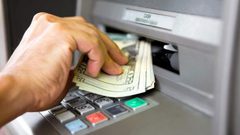 مجهولون يسرقون صرافا آليا في بلدة حوارة