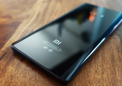 شاومي تطرح هاتفا ذكيا بكاميرا "خارقة" و سعر "مغر"