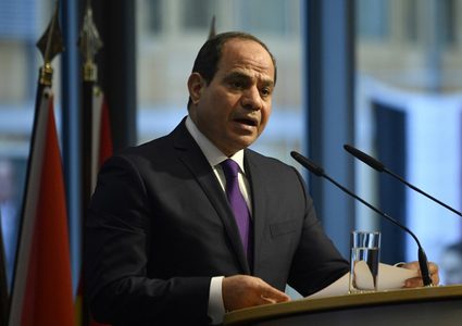 السيسي : الأزمة الليبية في الطريق للحل السلمي