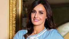الفنانة حلا شيحة تنفي شائعة زواجها