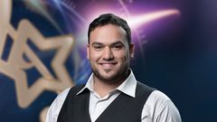 عبد المجيد عريقات يحصد المرتبة الثانية في مسابقة "منشد الشارقة"