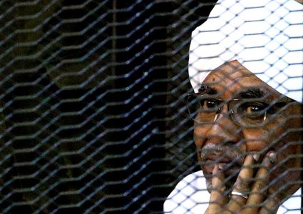 مصادرة أموال البشير والتحفظ عليه لمدة عامين في الإصلاح الاجتماعي