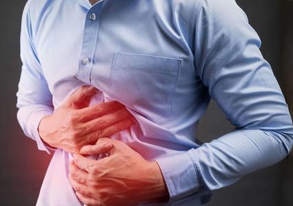 ما هي الأطعمة التي يحظر على مرضى إلتهاب المعدة تناولها ؟