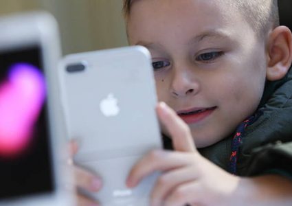 إكتشاف ثغرة "أمنية" في نظام أبل تستهدف الأطفال