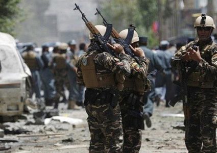 مقتل 25 جندياً أفغانياً في هجوم على قاعدة عسكرية