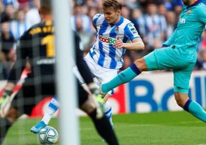 انتهاء مباراة ريال سوسيداد وبرشلونة بالتعادل الايجابي