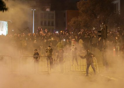 إصابة العشرات بالرصاص المطاطي والغاز المسيل للدموع بلبنان