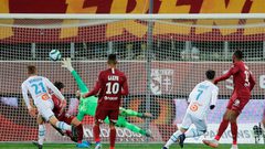 نيمانيا رادونيتش يحرز هدف التعادل في الدوري الفرنسي