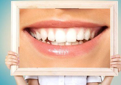 كل ما تريد معرفته عن مشكلة اعوجاج الأسنان