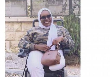 وزيران يعتذران رسميا للطالبة صابرين جابر ووعدا بتقديم المساعدة