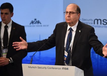 يعالون: نتنياهو يحاول الهروب من مقاعد الإتهام