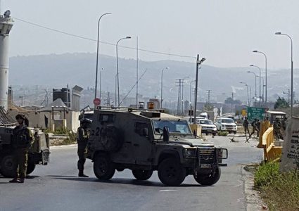 الاحتلال يعيق حركة المواطنين على مدخل قرية الجديرة بالقدس