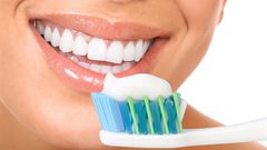 ما هي الطريقة الصحيحة الوحيدة لتنظيف الأسنان ؟