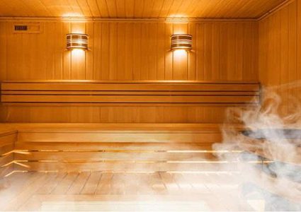 تعرفوا على الايجابيات والسلبيات الصحية المرتبطة بـ"الساونا"