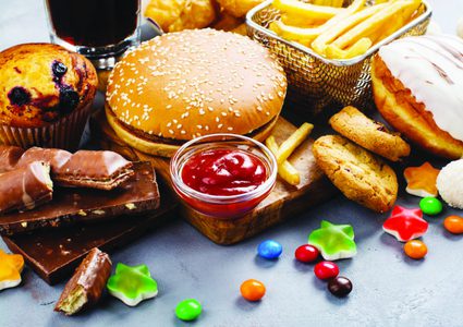 أخطر الأمراض الصحية التي تسببها الأطعمة المصنعة