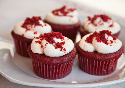 الكب كيك الأحمر المخملي