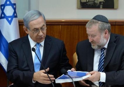 مندلبليت يعد وثيقة إمكانية تشكيل نتنياهو الحكومة المقبلة