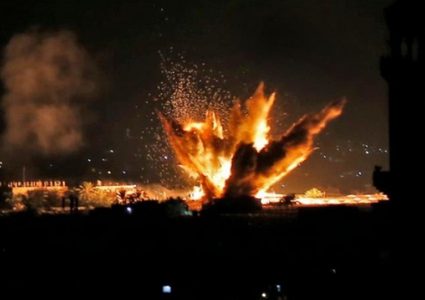 طائرات الاحتلال تشن سلسلة غارات على قطاع غزة