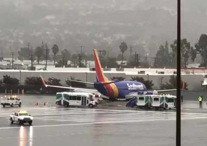 أمريكا.. القبض على فتاة بتهمة سرقة طائرة وتحطيمها !