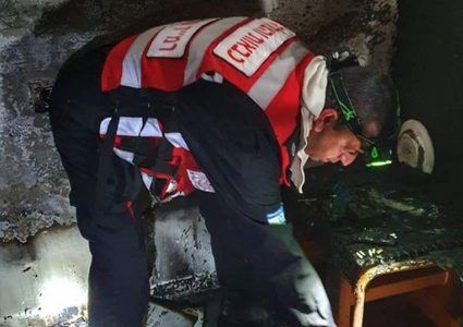 حريق في منزل مأهول وإصابة امرأة في عرابة