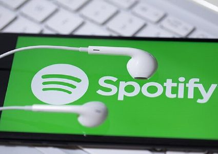 ميزة على "Spotify" تكشف لك ما يستمع إليه أصدقاؤك