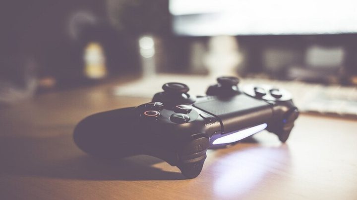 وحدة تحكم "PlayStation" تباع بملايين الدولارات