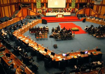 التعاون الإسلامي تدين قرار البرازيل افتتاح مكتب تجاري في القدس