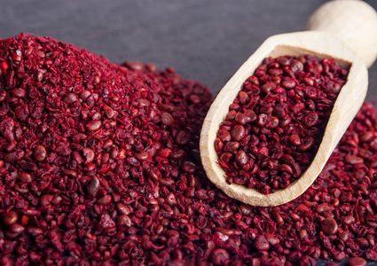 تعرفوا على الفوائد الصحية لتناول نبات السماق