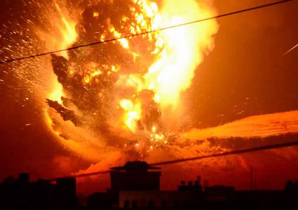 انفجارات تستهدف مقرات منظمات دولية في الضالع وسط اليمن