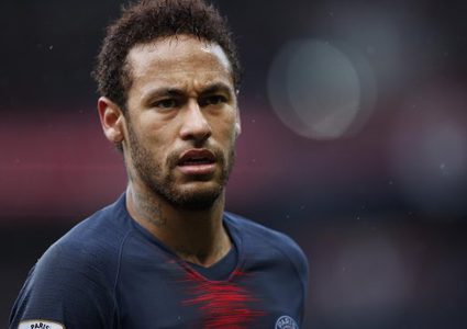 برشلونة: هناك نية لضم نيمار إلى صفوفه