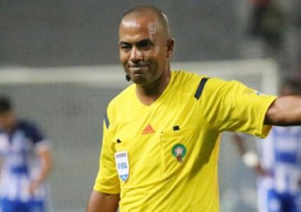 الاتحاد المغربي لكرة القدم يعلن إيقاف الحكم الدولي هشام التيازي
