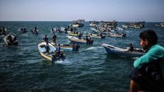 الاحتلال يوسع مساحة الصيد قبالة سواحل غزة