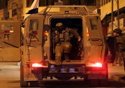 حملة اقتحامات واعتقالات في مختلف مدن الضفة