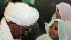 السودان:النيابة تتحرى عن أرصدة زوجة البشير