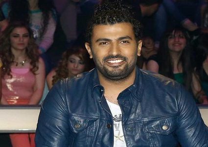 المخرج محمد سامي يسخر من عمرو يوسف