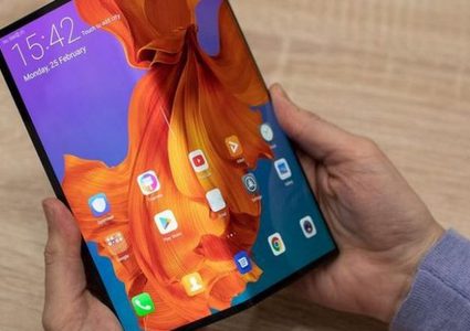 هواوي تعلن عزمها إطلاق نسخة مطورة من هاتفها المطوي Mate X