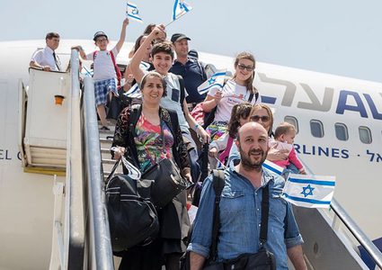 يديعوت: ارتفاع اعداد المهاجرين الروس لـ"إسرائيل"