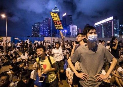 لليوم الثالث على التوالي.. تواصل المواجهات في هونغ كونغ