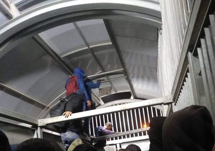 معبر الطيبة.....أزمة خانقة وسماسرة بالمرصاد ومناشدات بحلول سريعة