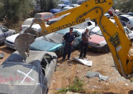 الخليل...اتلاف 71 مركبة غير قانونية