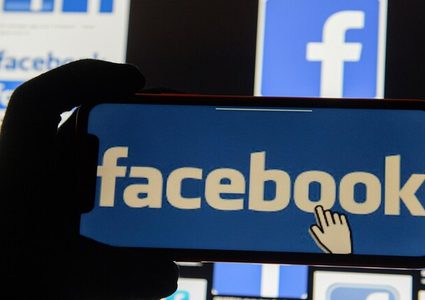 أبرز ما قدمته "فيسبوك" لمستخدميها هذا العام