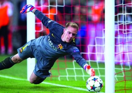 3 أندية تعلن رغبتها في التعاقد مع حارس برشلونة أندريه تير شتيغن