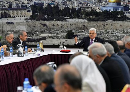 القيادة:من المبكر الحديث عن الرد على قرار اسرائيل بشأن الانتخابات