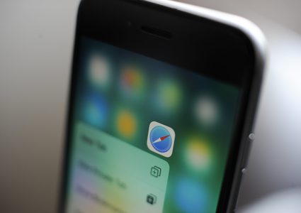 شركة أبل تعيد بناء نسخة متصفح الويب "سفاري"