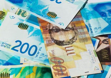 الكابينيت يصادق على اقتطاع 150 مليون شيقل من "المقاصة"